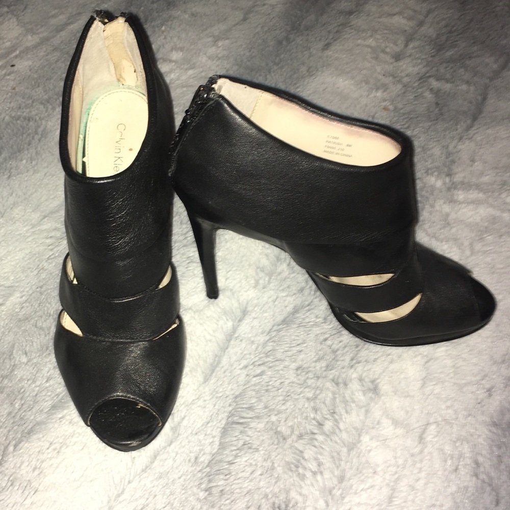 Calvin Klein strappy booty